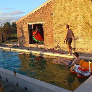Maenhoudthoeve Met Zwembad En Sauna Ferienhaus Oudenburg